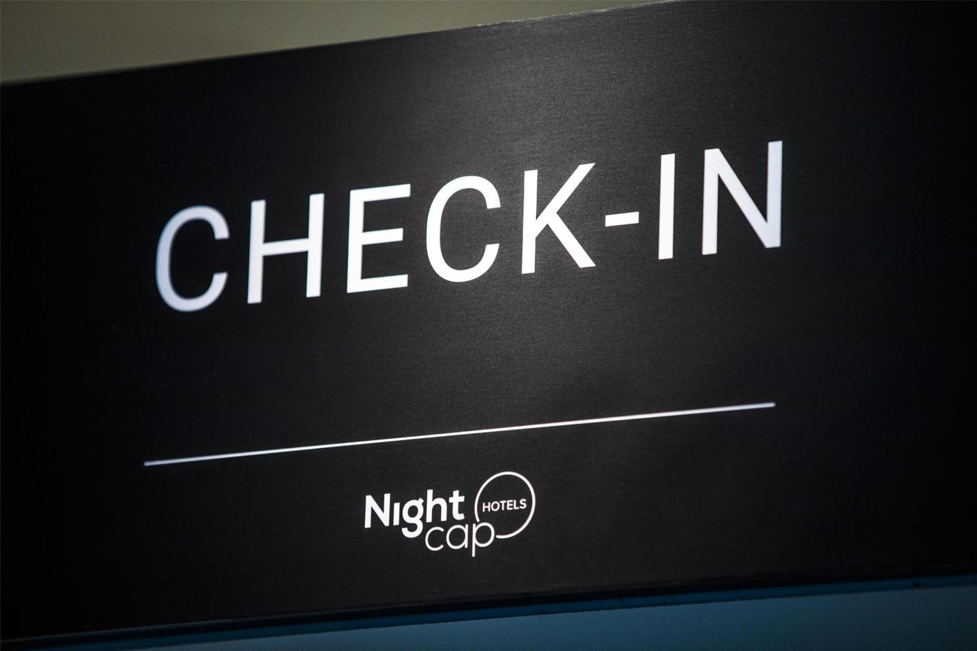 Nightcap At Chester Hill Hotel Bankstown Exterior foto